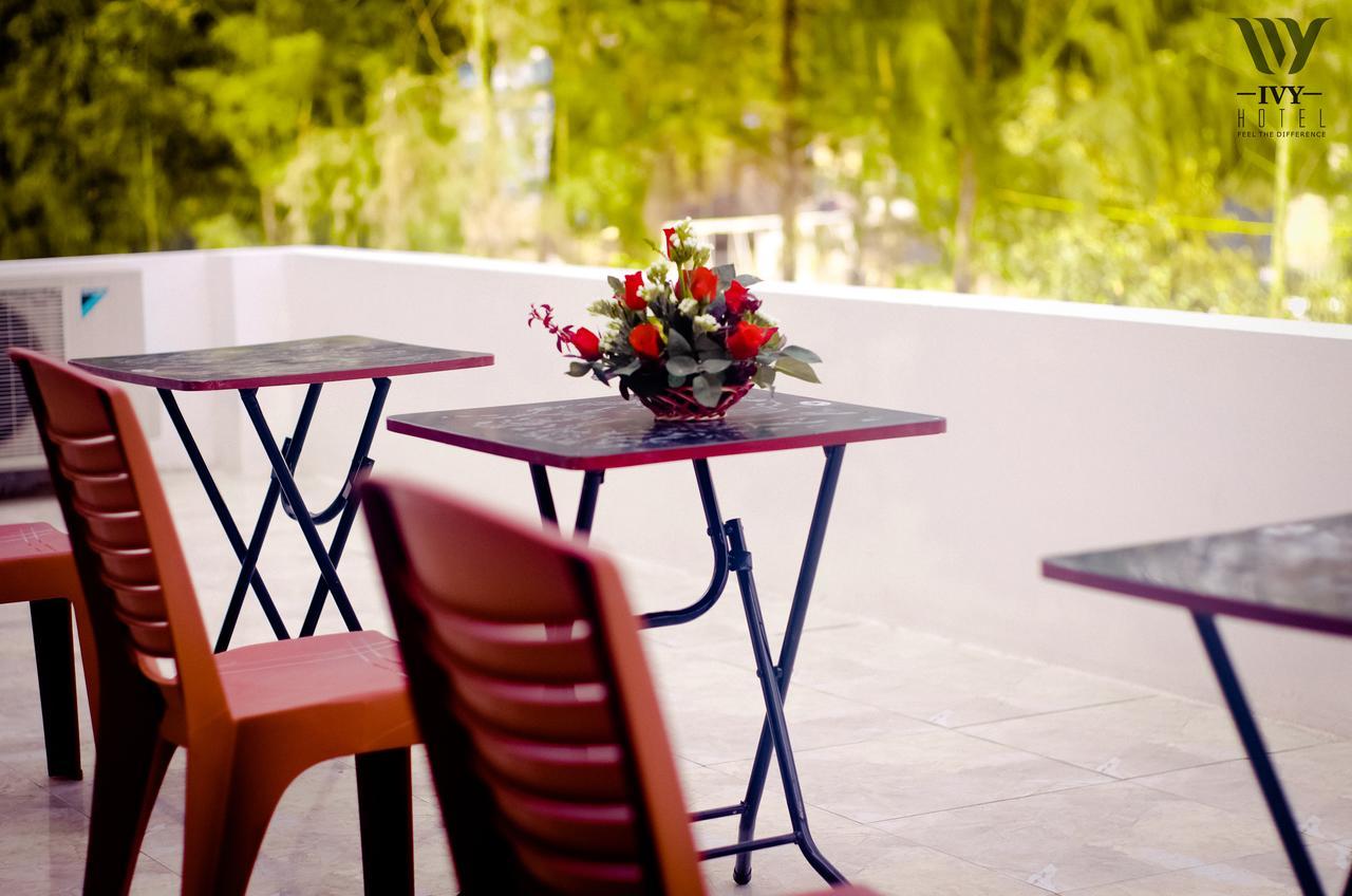 Ivy Hotel - Hai Tien Hoang Hoa Exterior foto